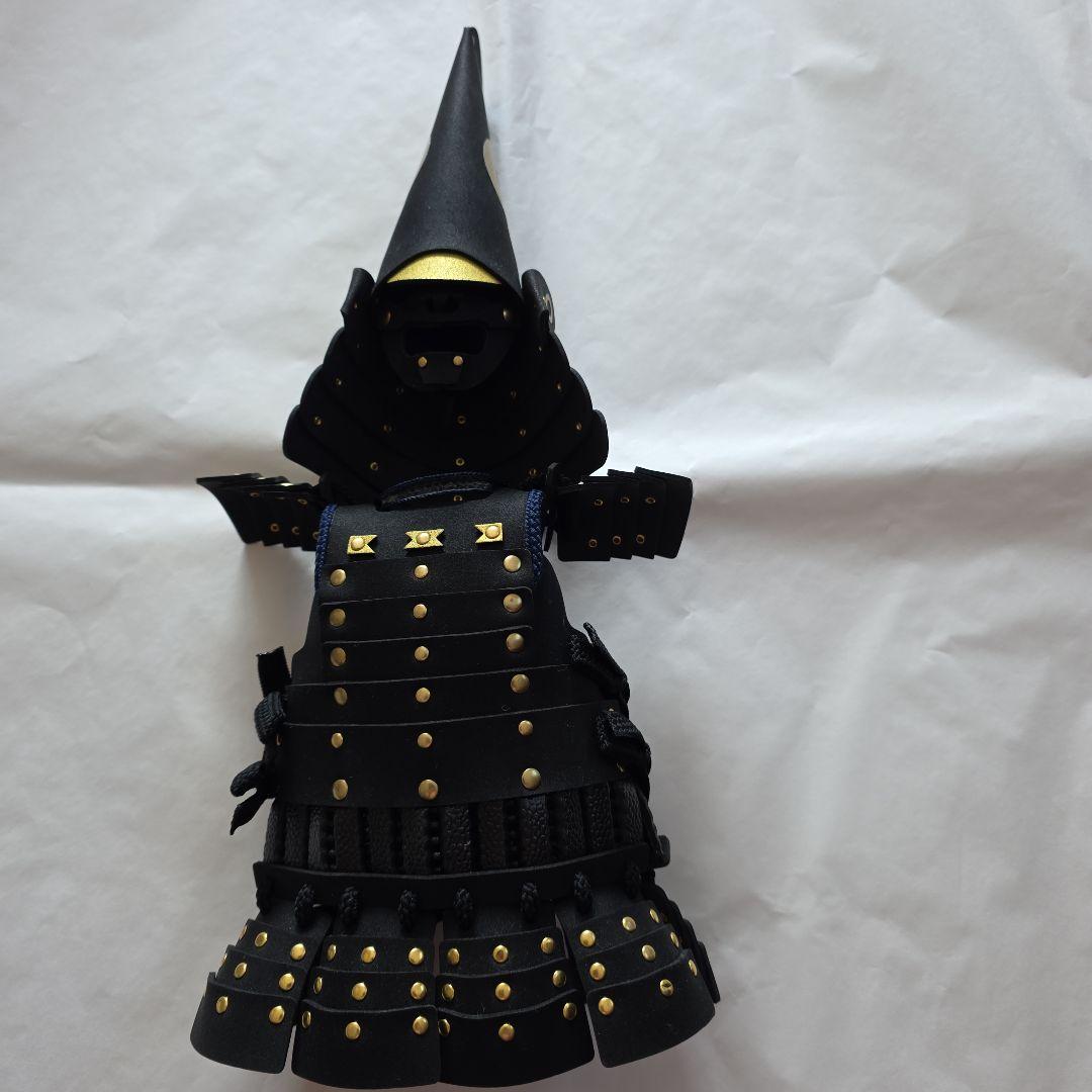 黒い甲冑風インテリア置物