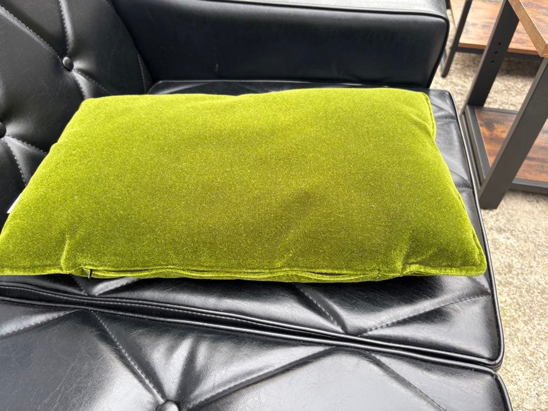 カリモク60 ロビークッション モケットグリーン 3個セット