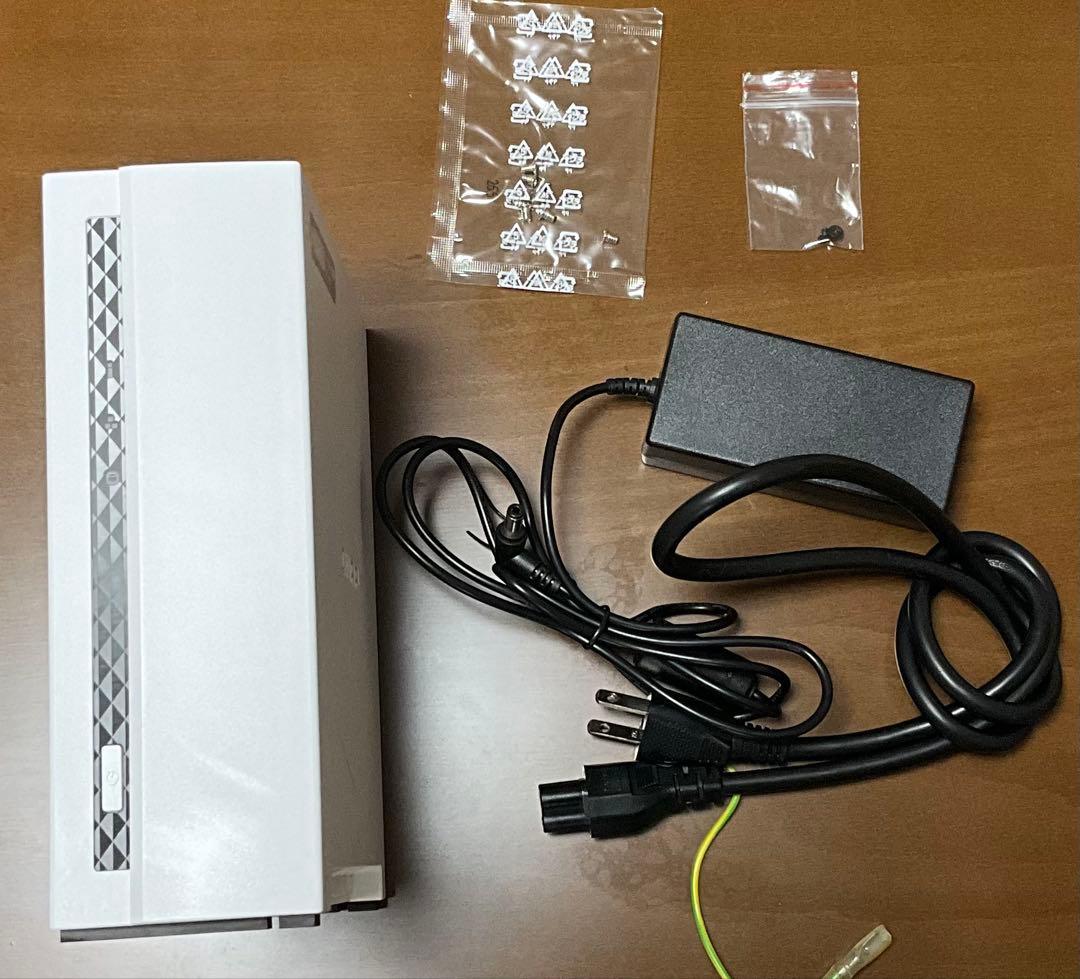 QNAP TS-133 1ベイ NAS