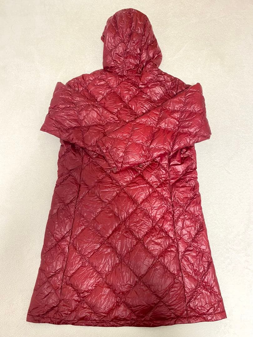 ★美品 収納袋付 montbell モンベル トラベルダウンコート レッド L