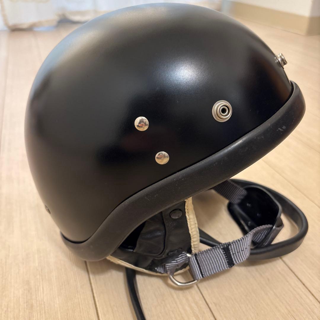 黒 半帽ヘルメット 金属ボタン付き