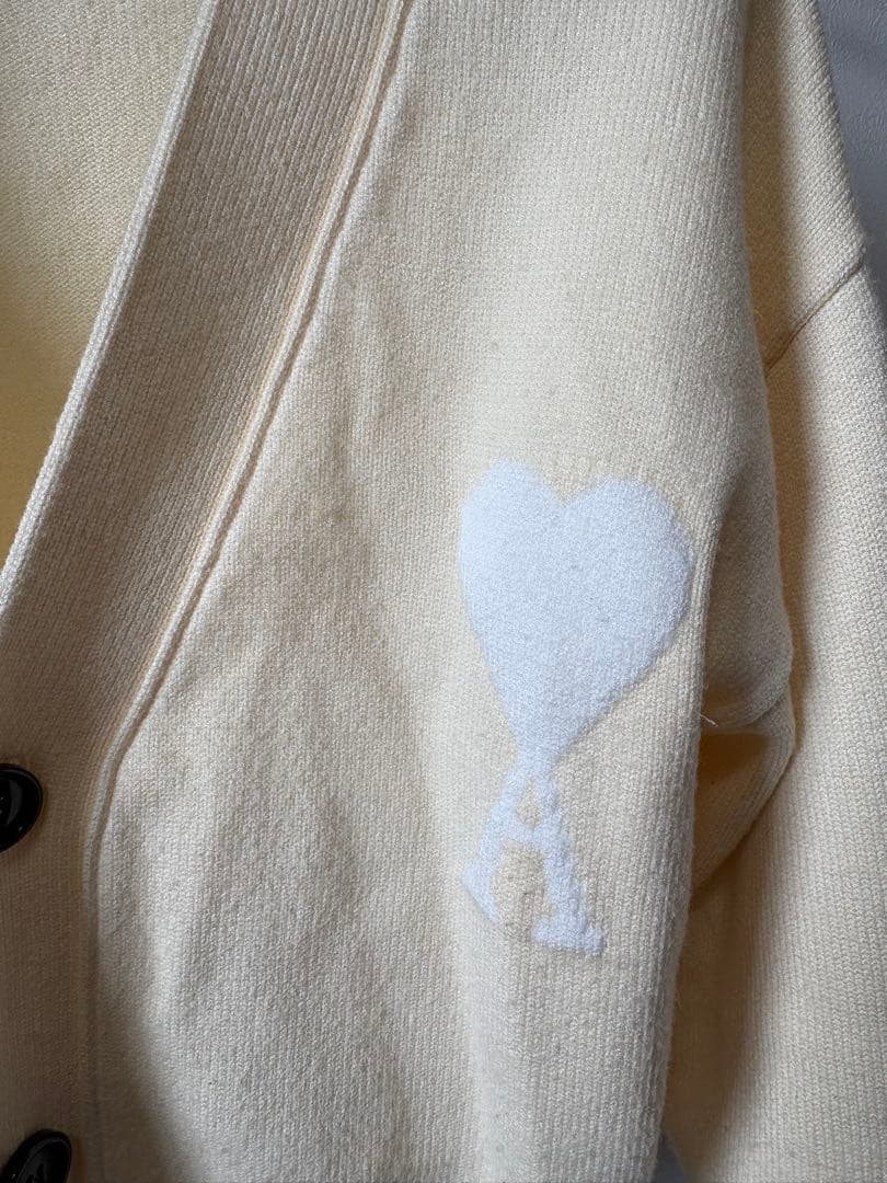 AMI PARIS アミパリス ハートロゴニットカーディガン