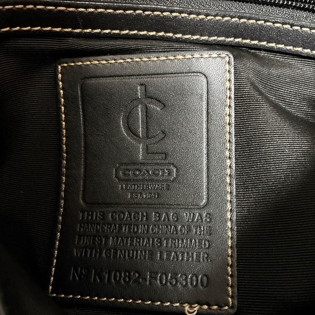 COACH コーチ　ブラック　メッセンジャーバッグ　ショルダーバッグ