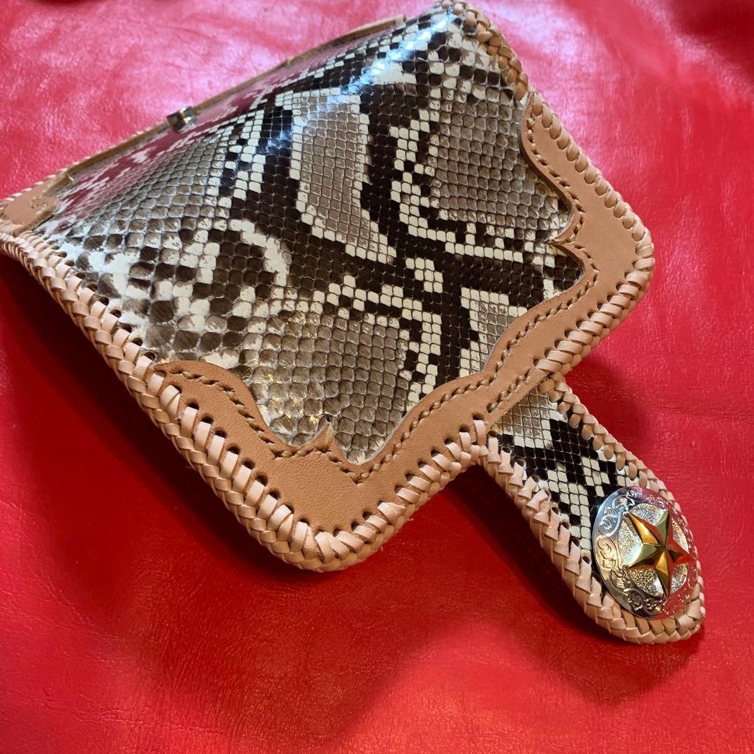 ハンドメイドレザークラフトダイヤモンドパイソンミドルウォレット財布　カードケース