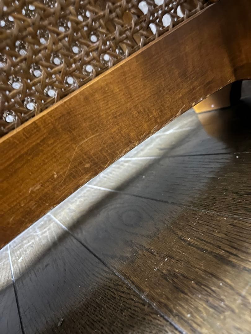 カリモクマガジンラック付きサイドテーブル