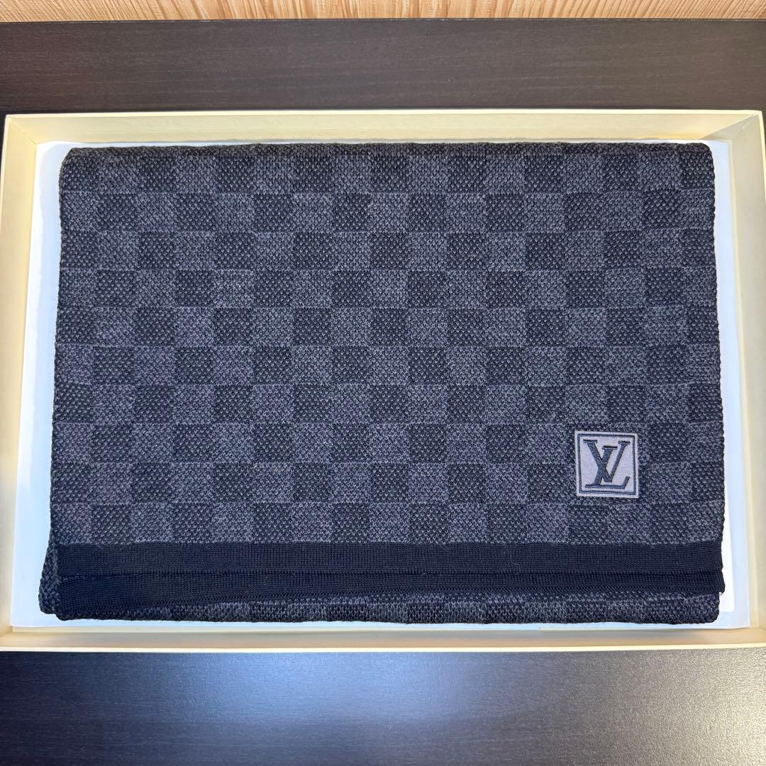 LOUIS VUITTON ルイ・ヴィトン｜マフラー｜エシャルプ・プティ・ダミエ