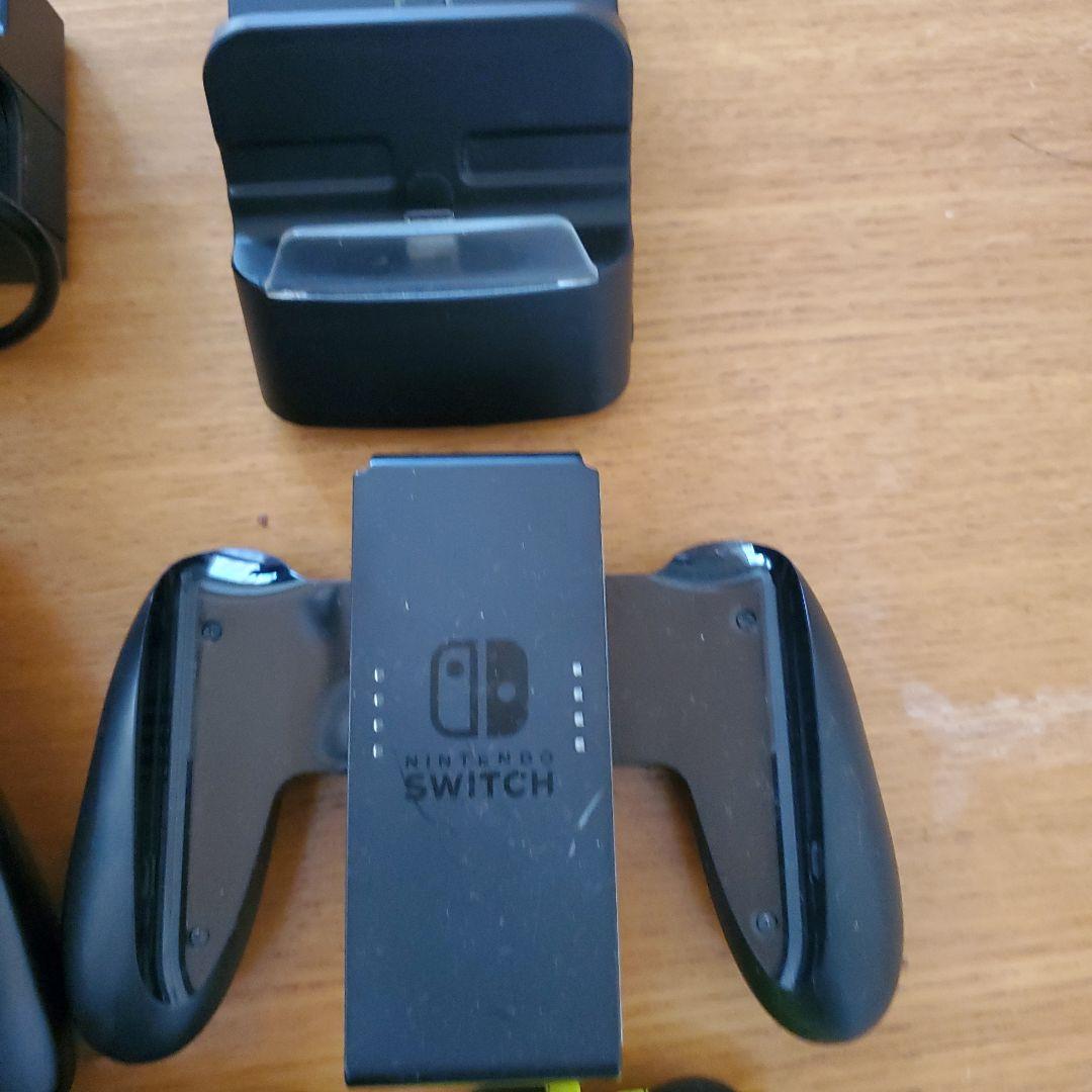 【中古】Nintendo Switch 本体セット（箱無し）