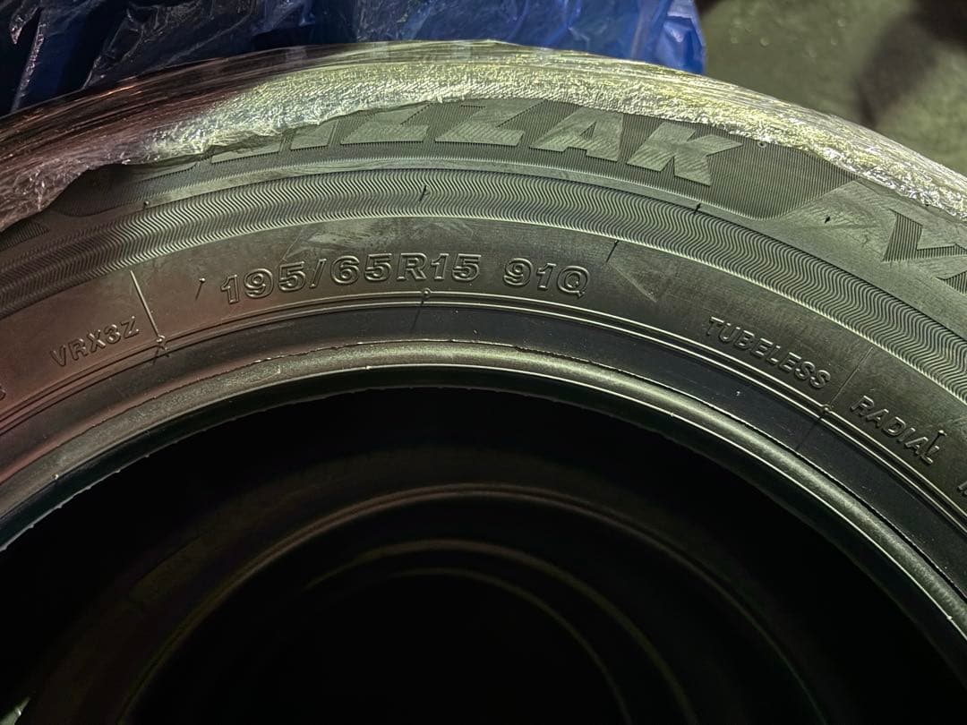 ブリヂストンVRX3 15インチ　スタッドレス