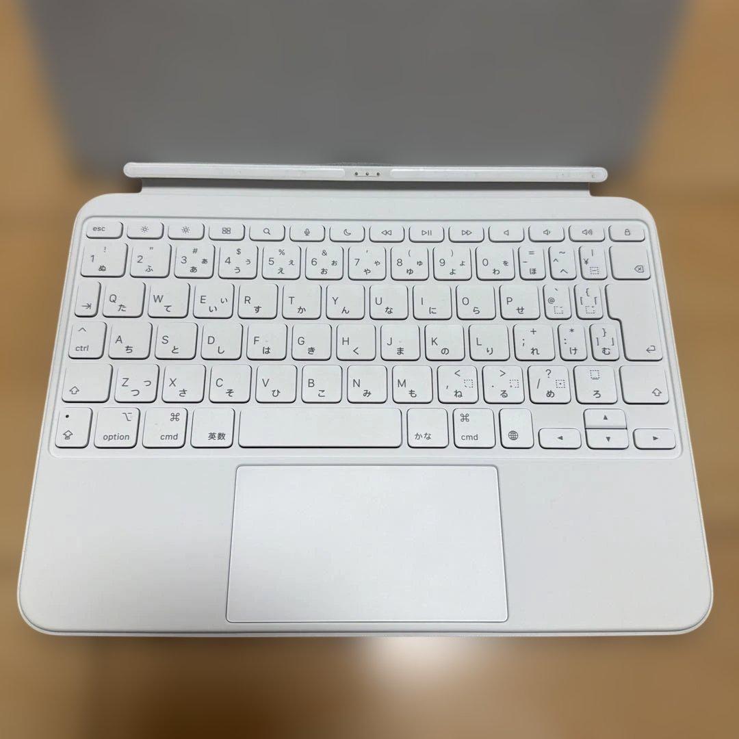 IPad キーボード付きケース　マグネット式