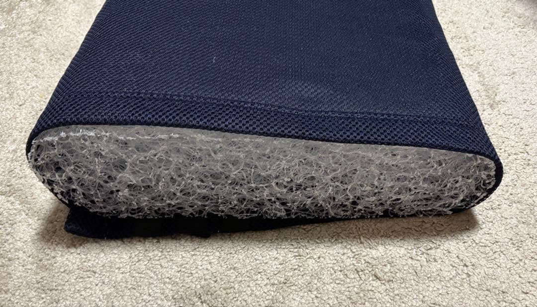 ブレインスリープピロー　スタンダードサイズ　ネイビーカバー付き