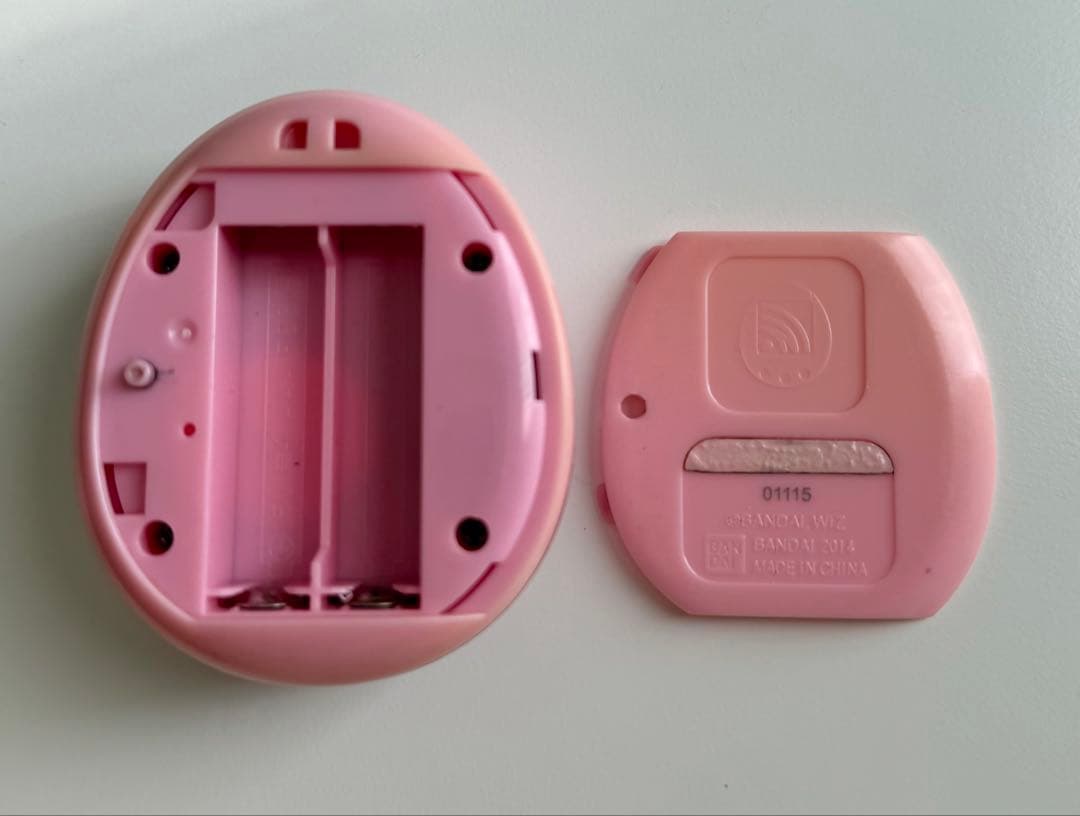 たまごっち 4u+ ベビーピンク