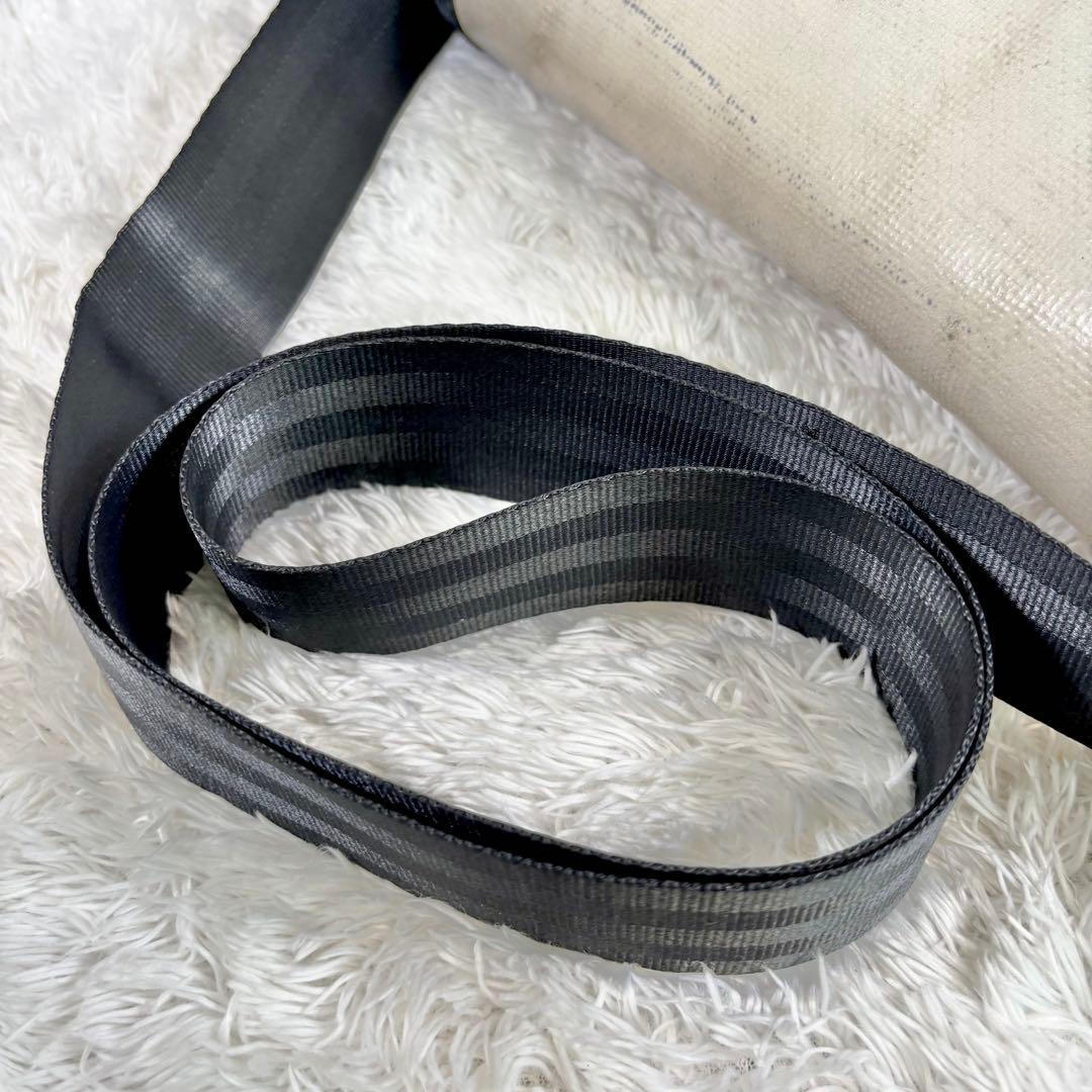 【定番】 フライターグ メッセンジャー 白 リサイクル 黒 モノトーン