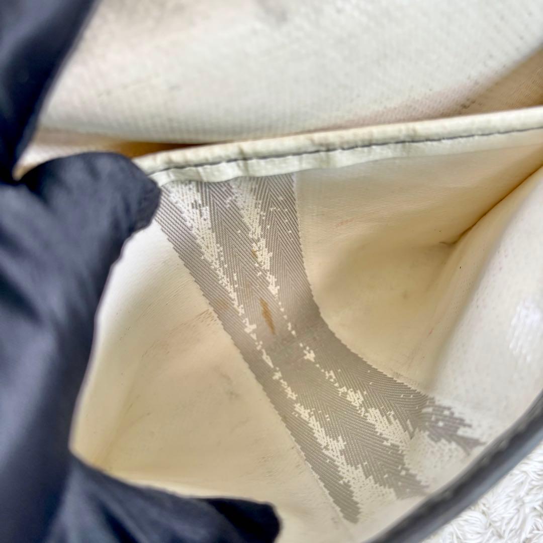 【定番】 フライターグ メッセンジャー 白 リサイクル 黒 モノトーン