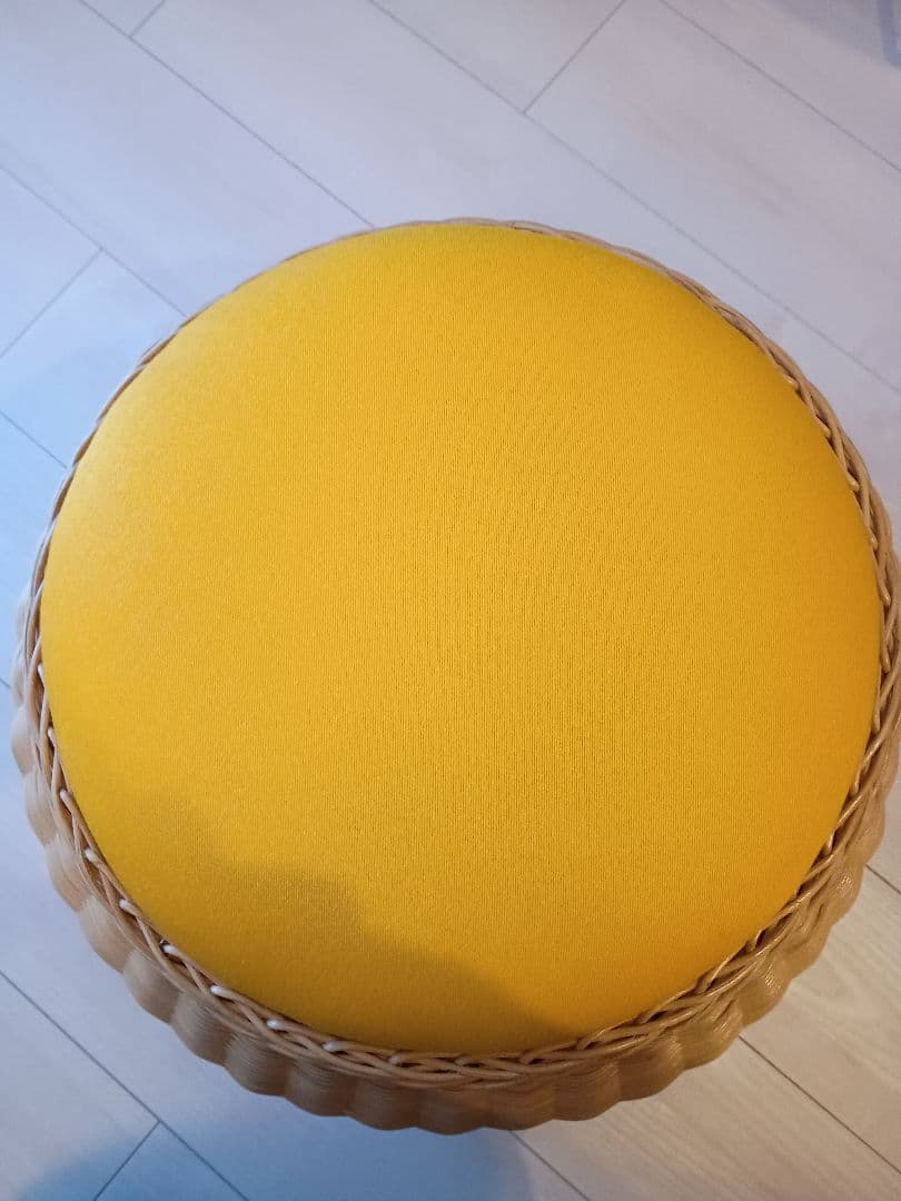 ukichi　今枝ラタン 円形スツール イエロークッション　近代