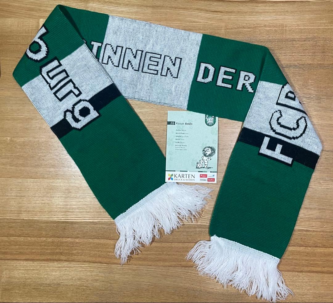 FCR2001 デュースブルク 安藤梢選手 サイン入りマフラー＆カード