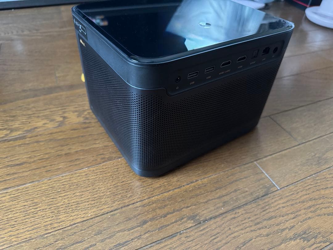 クレイジー様　Dangbei DBOX02 4K レーザープロジェクター