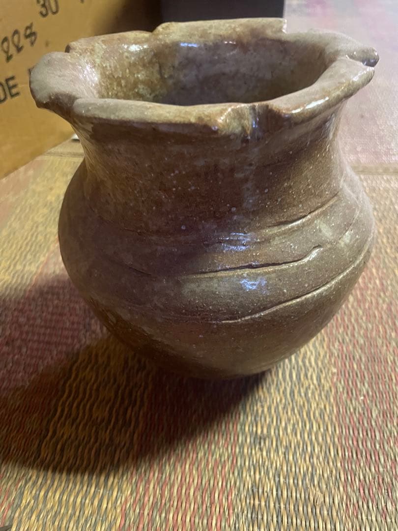 壺　骨董品　備前焼？　窯印あり