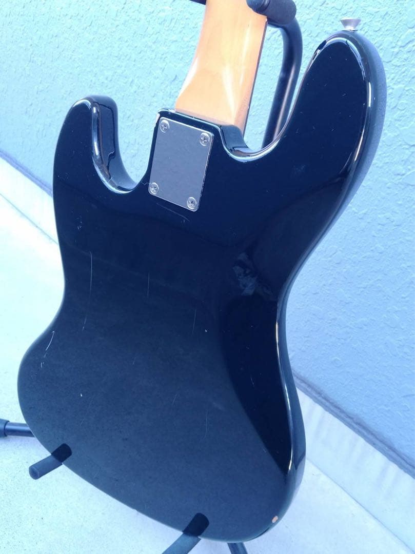 ベース Squier by Fender JAZZ BASS