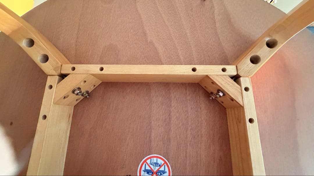 (美品)円形木製ダイニングテーブル