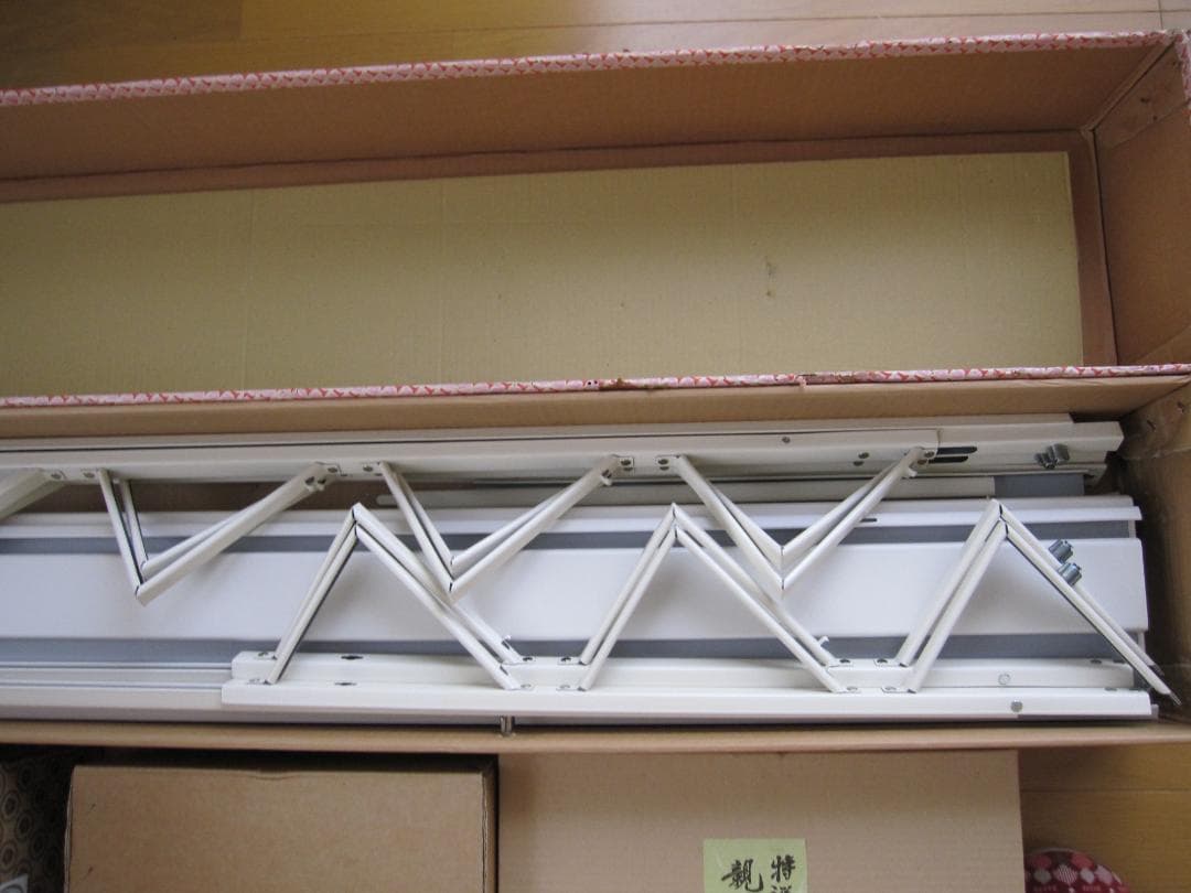 ①雛人形　七段飾り（七段の台）