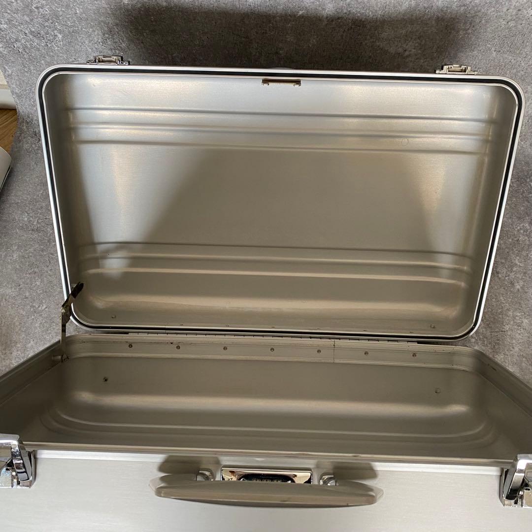 ゼロハリーバートン　アタッシュケース　カメラケース　エリート　シルバー　アルミ