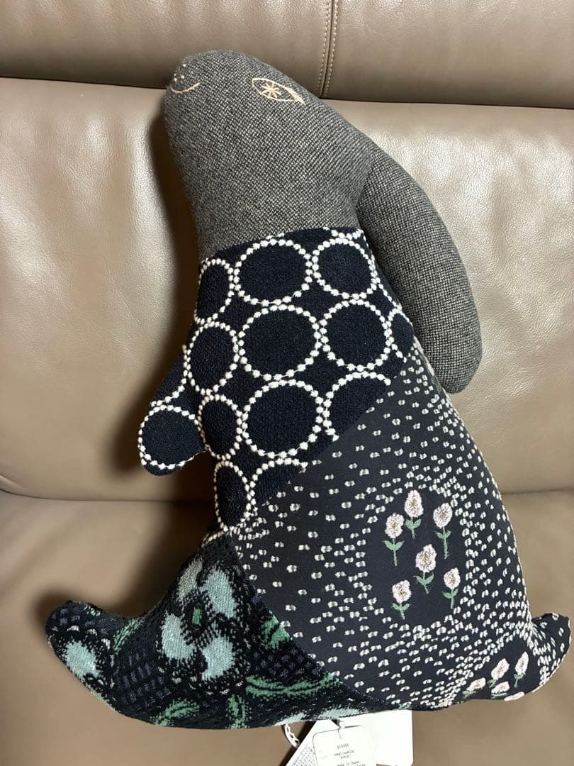 ミナペルホネン　2025 うさぎクッション　未使用品　バラッド　タンバリン