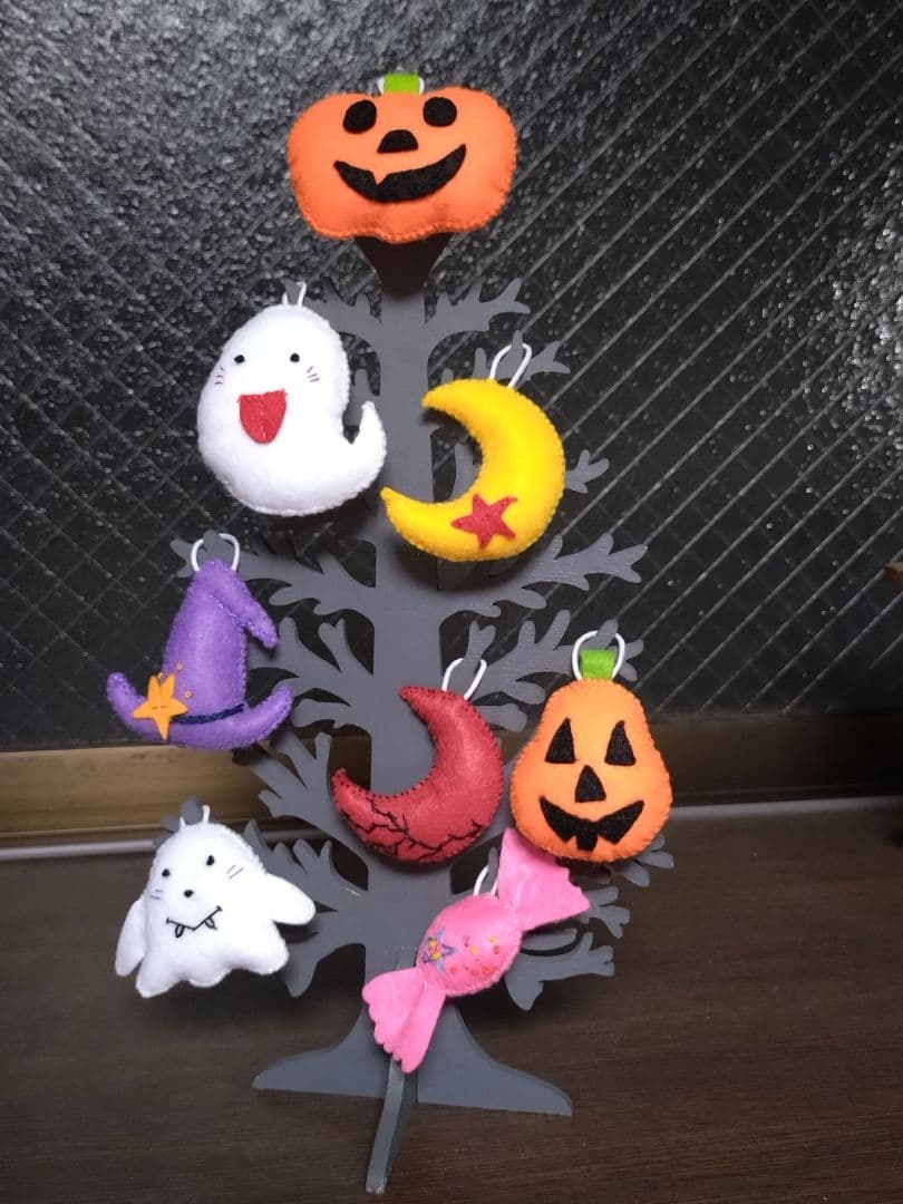 御予約済　ハロウィン　優しい顔のオバケちゃん等オーナメント　９個