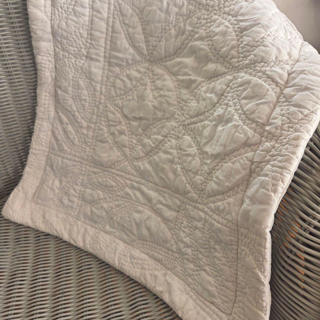 フランスアンティーク　クッションカバー　ホワイトキルト