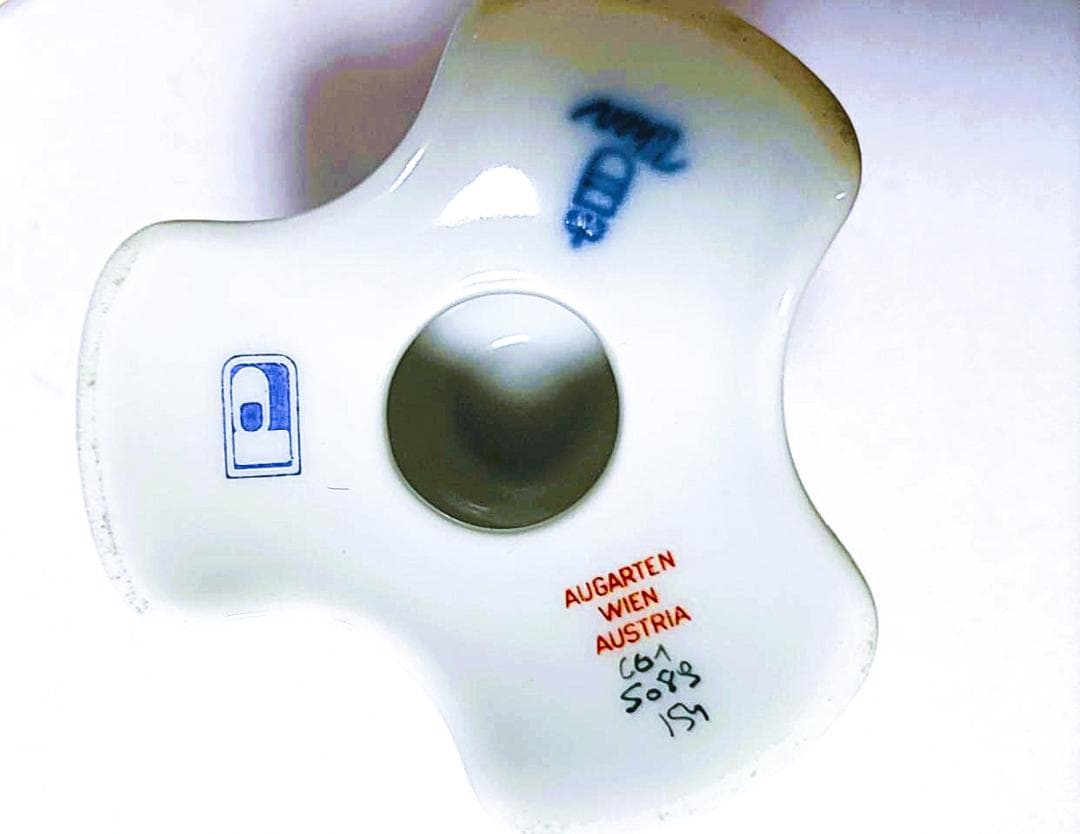 アウガルテン・オールドウィンナーローズ（モーツアルト）カップセットとキャンドルｓ