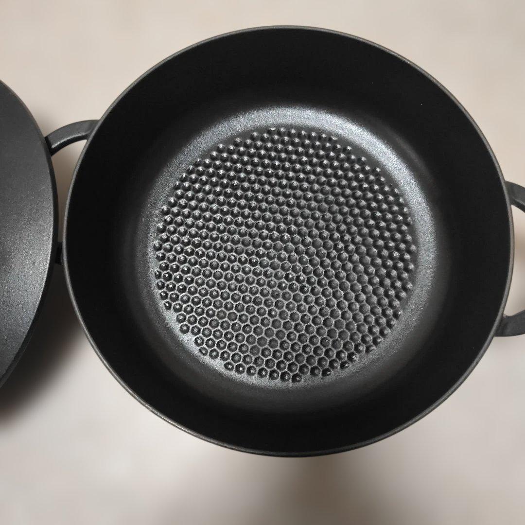 STAUB 鋳鉄 両手鍋 28cm