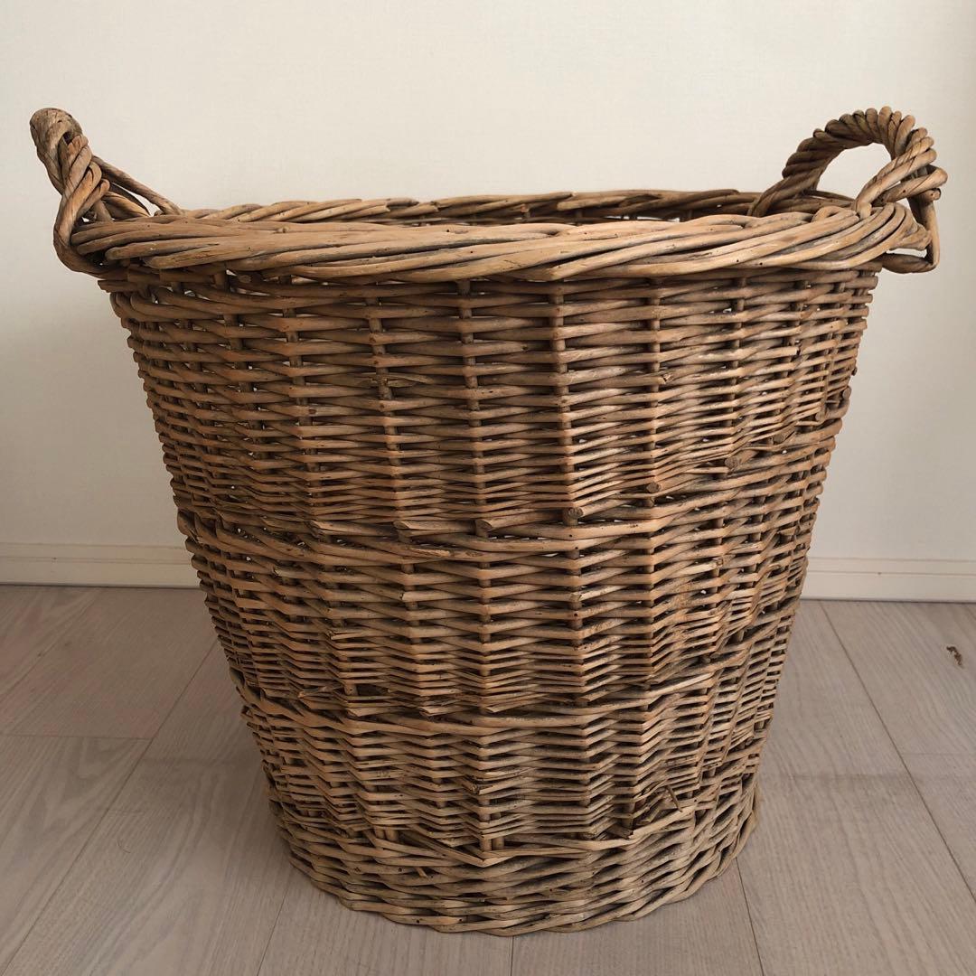 【大幅値下げ・再開】大きなフレンチアンティークパニエ（かご/バスケット）