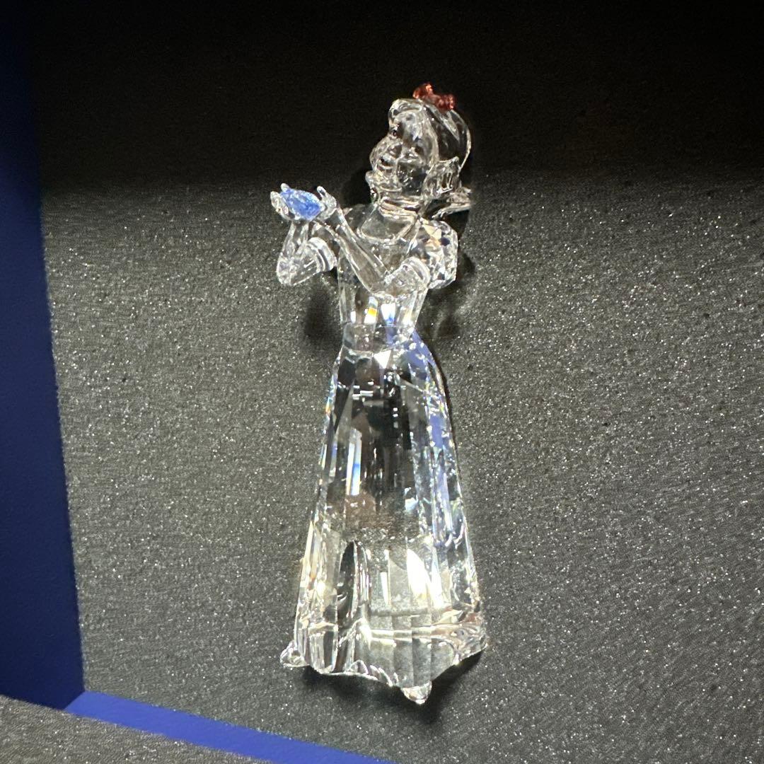 スワロフスキー　白雪姫　クリスタル