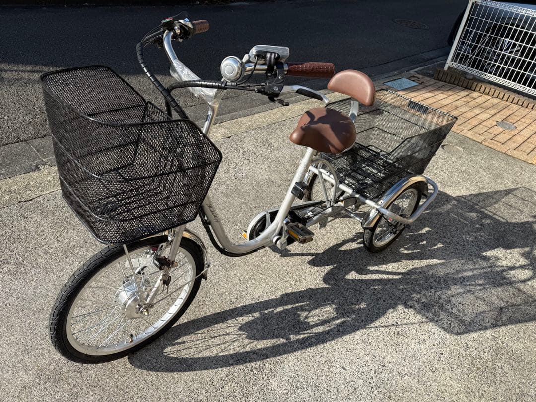 シルバー 三輪車 メッシュバスケット付き