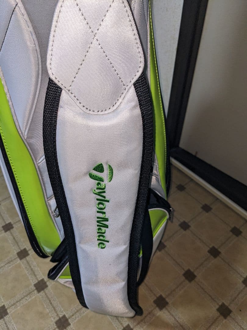 TaylorMade テーラーメイド　キャディバッグ ゴルフバッグ