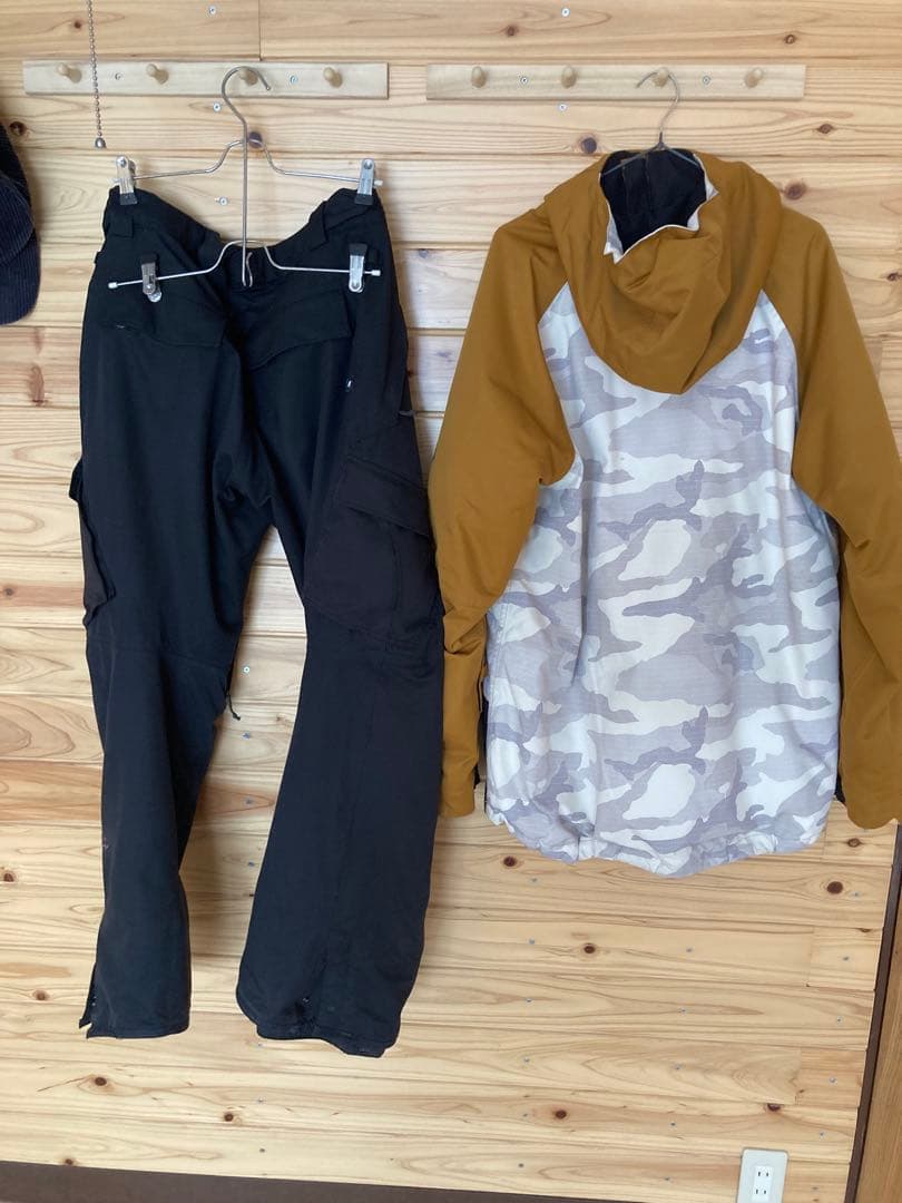 21-22 686スノーボードウェア上下セット　ジャケットL パンツM