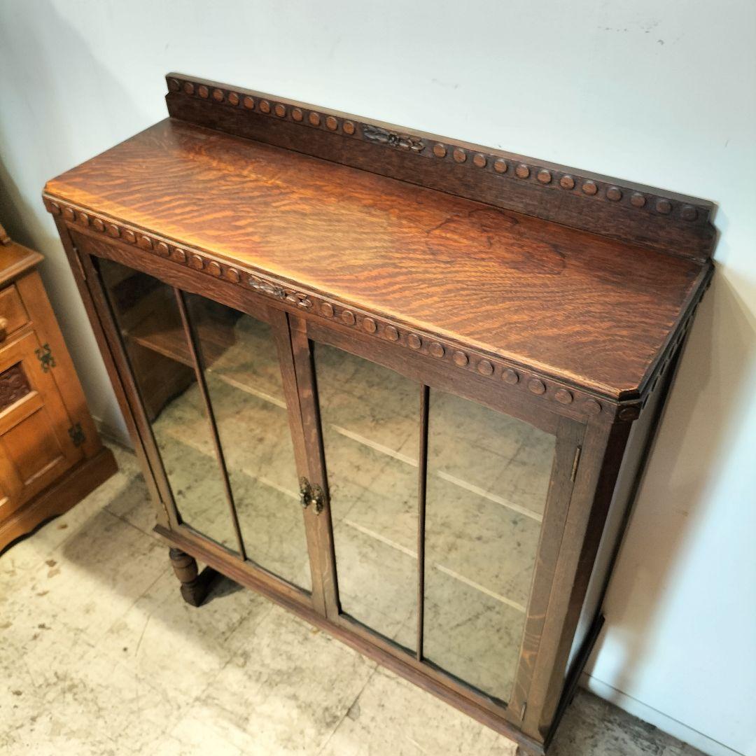 ドバライ送料込M♦希少　英国　アンティーク　ガラスキャビネット