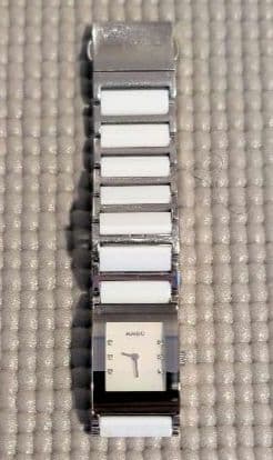 RADO セラミック 腕時計（レディース白）