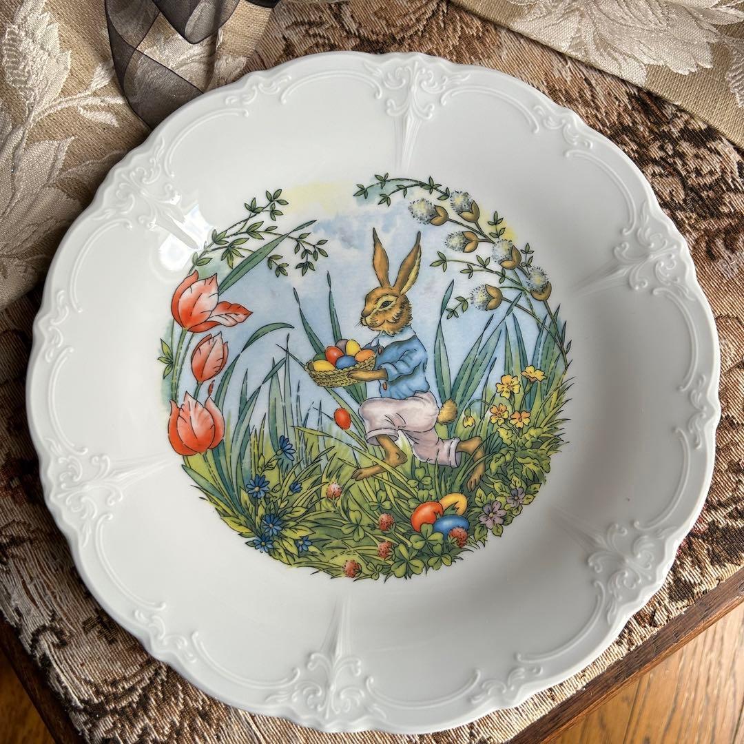 HUTSCHENREUTHER ドイツが彩るイースターバニーと花の祝福プレート