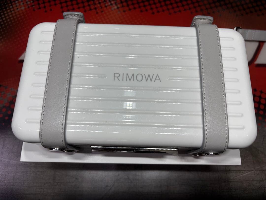 RIMOWA リモワ　パーソナル　クロスボディバッグ【箱・保存袋】