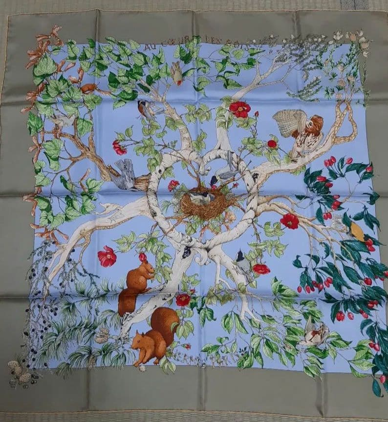 新品未使用シルクスカーフ　 エルメス☆HERMES カレ　90