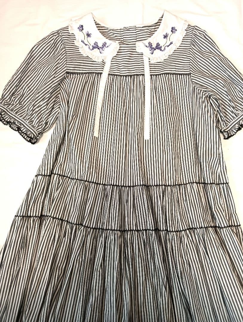 ピンクハウス　半袖ストライプワンピース