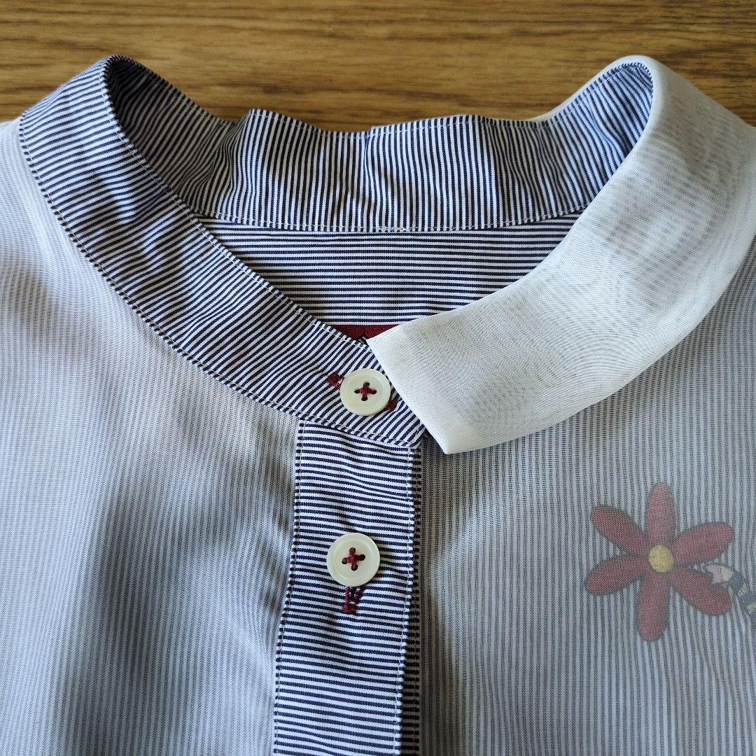 オレボレブラ♥️ぶたさん刺繍ブルーストライプチュール襟袖半袖ブラウス