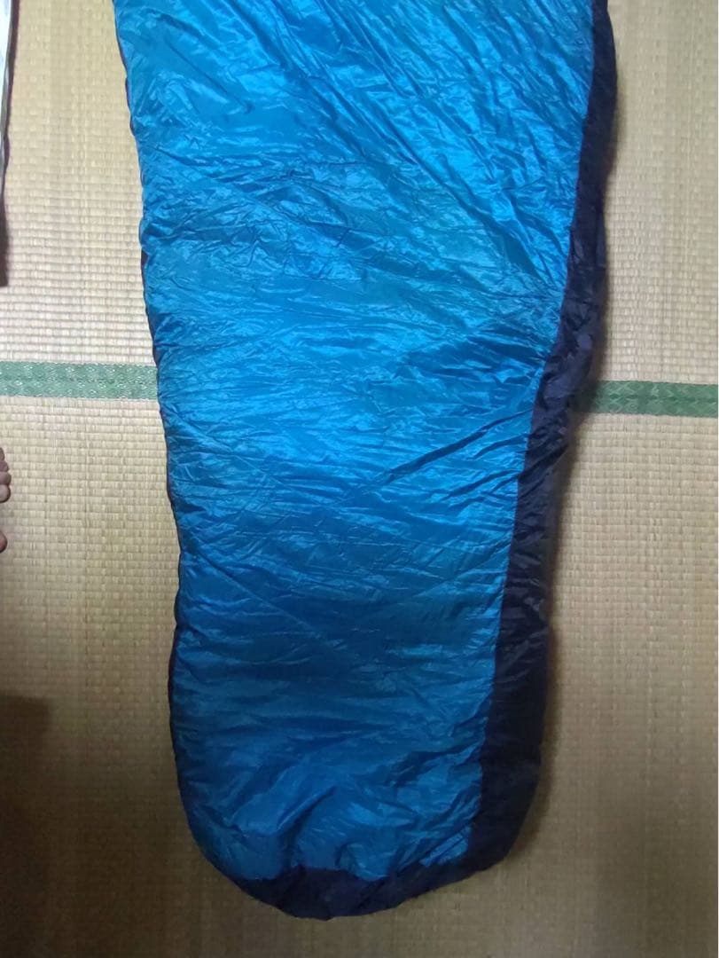 THE NORTH FACE 寝袋 青・黒 フード付き