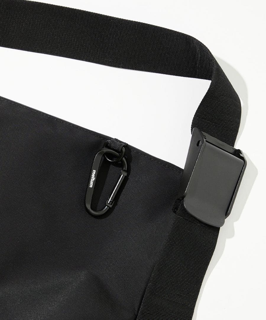 完売 meltum NYLON MESSENGER BAG新品未使用 BLACK