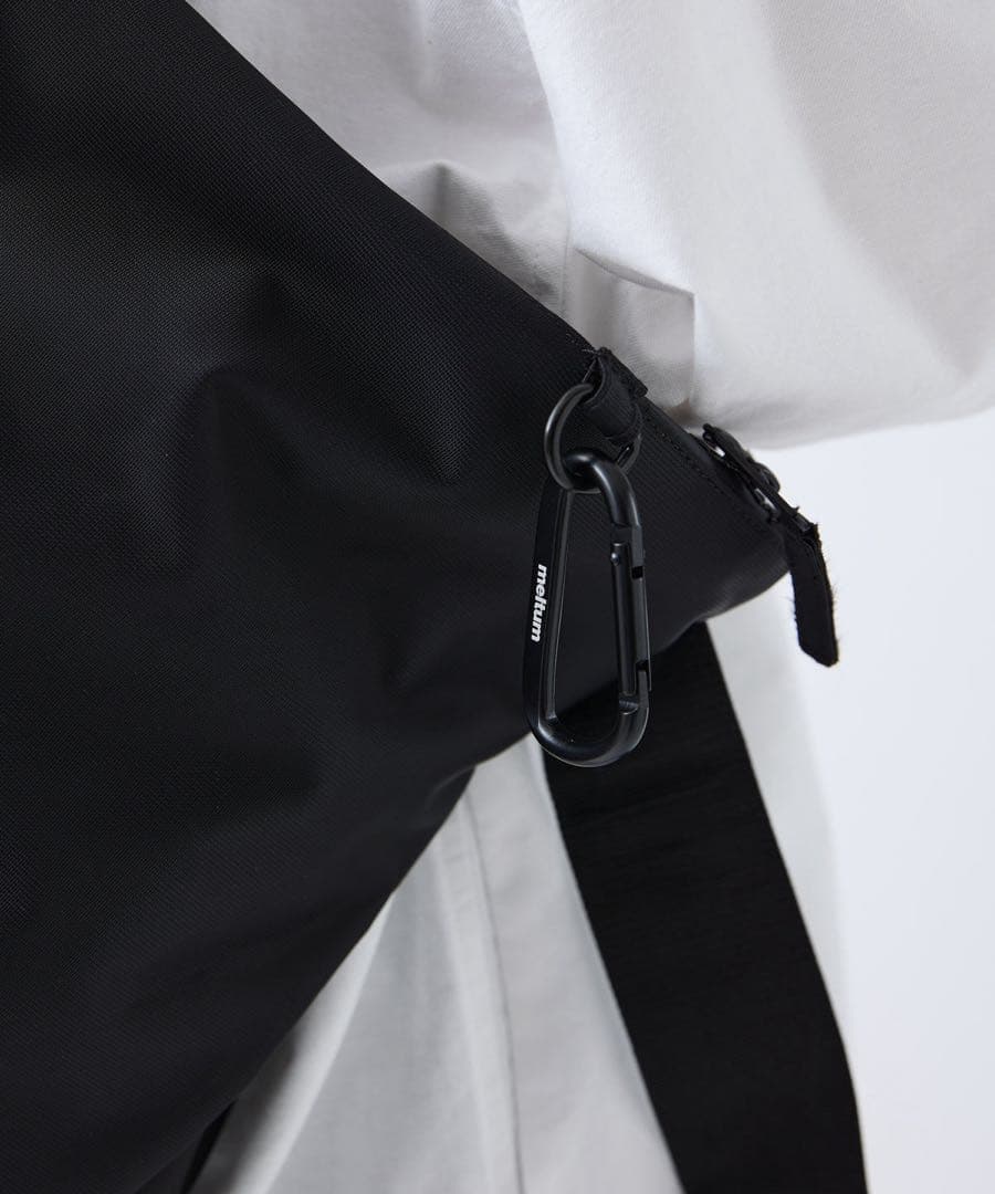 完売 meltum NYLON MESSENGER BAG新品未使用 BLACK