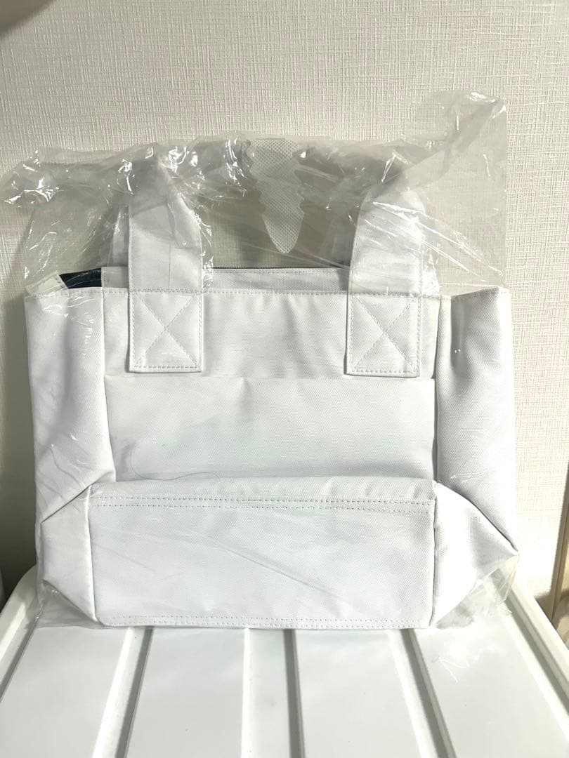 【新品未使用】MASTER BUNNY EDITION スクエアカートバッグ