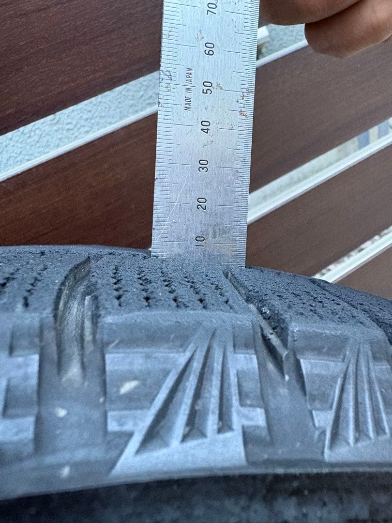 ヤリスクロス純正18インチホイール、スタッドレスVRX3 4本セット