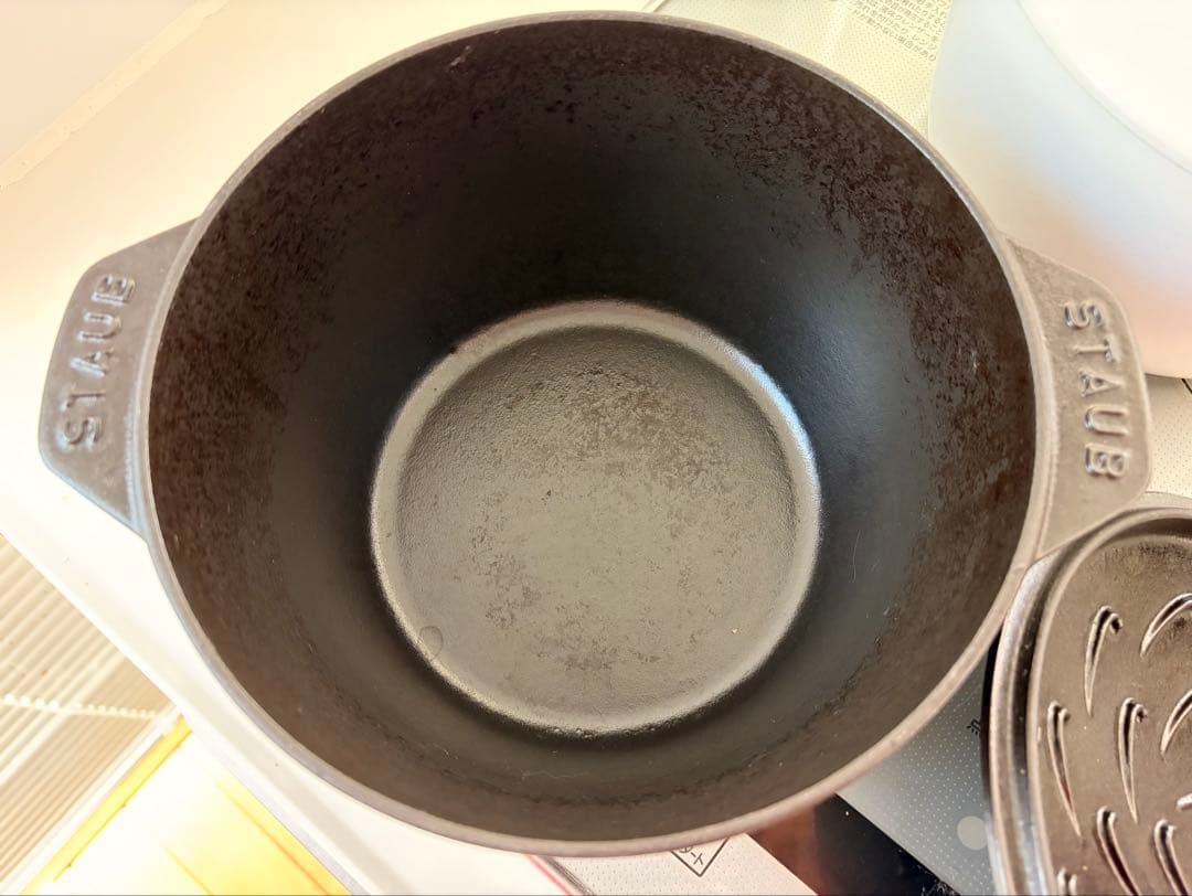 美品です⭐︎STAUB ラ・ココット de GOHAN⭐︎Lサイズ（炊飯用） 黒