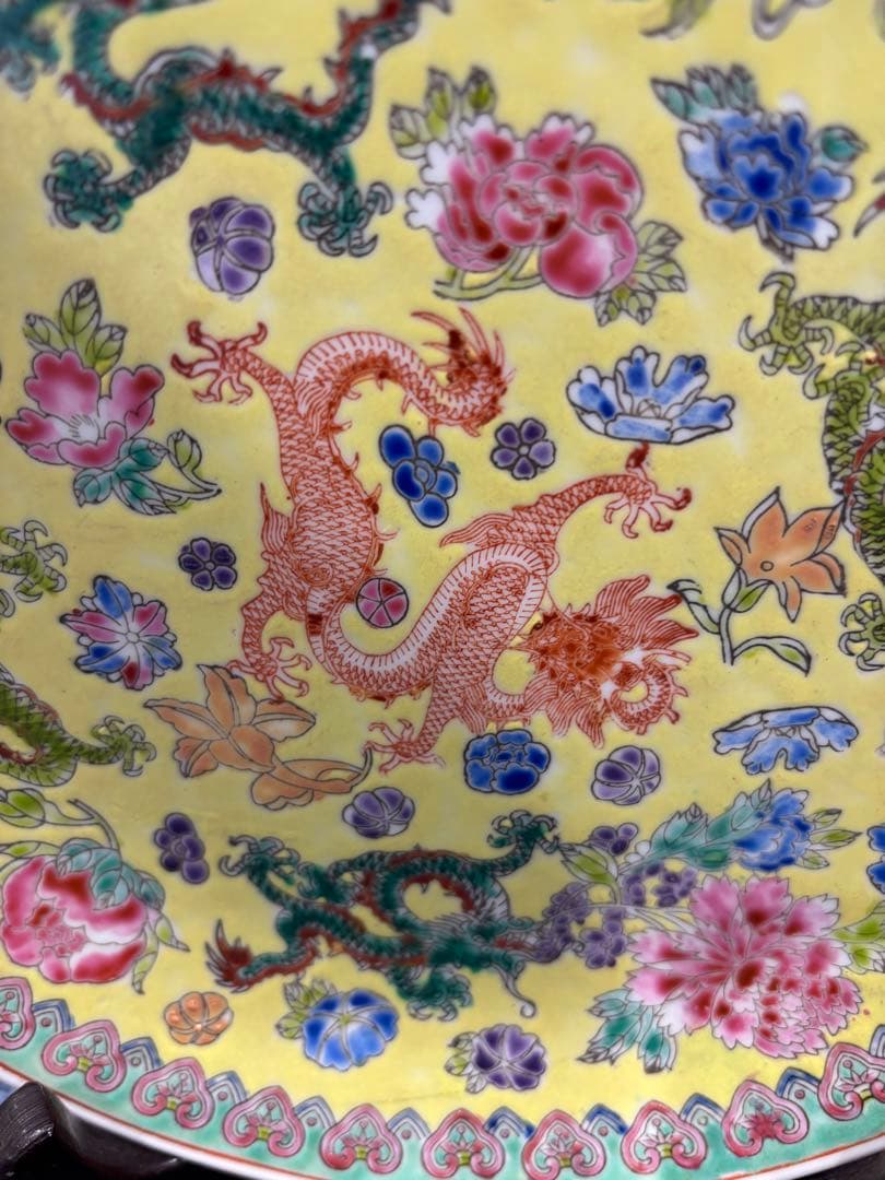 景徳鎮皿骨董品ドラゴンと花の装飾 陶器皿