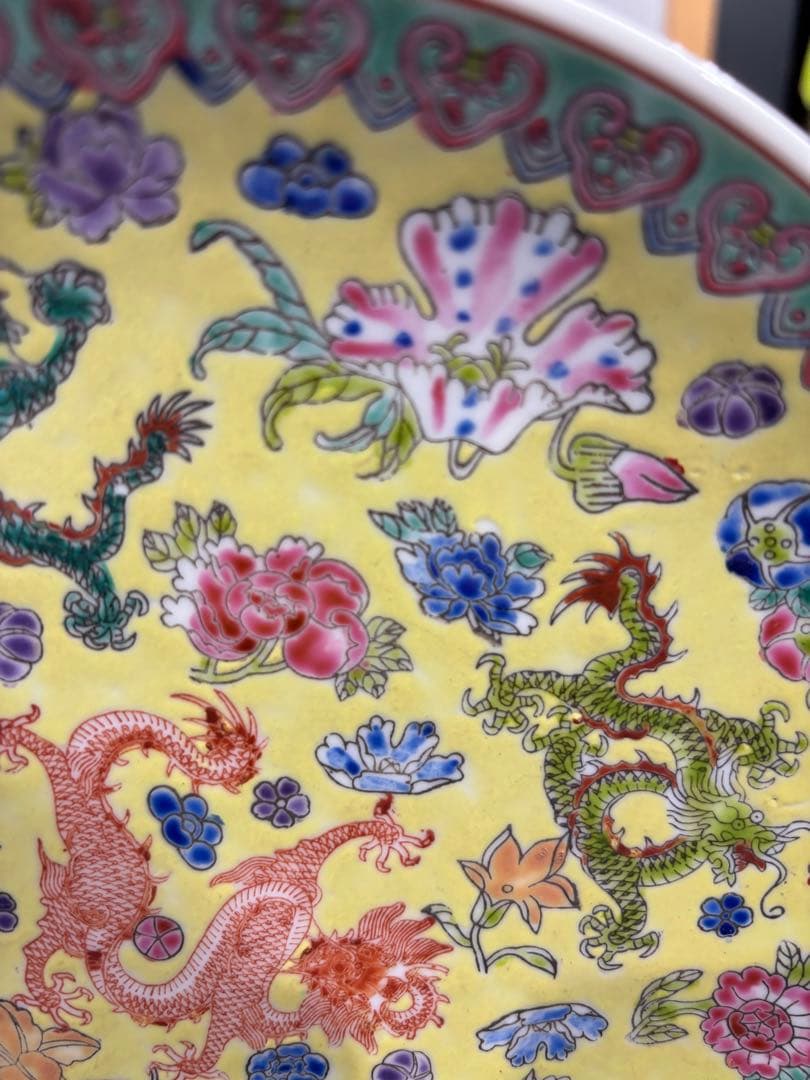 景徳鎮皿骨董品ドラゴンと花の装飾 陶器皿